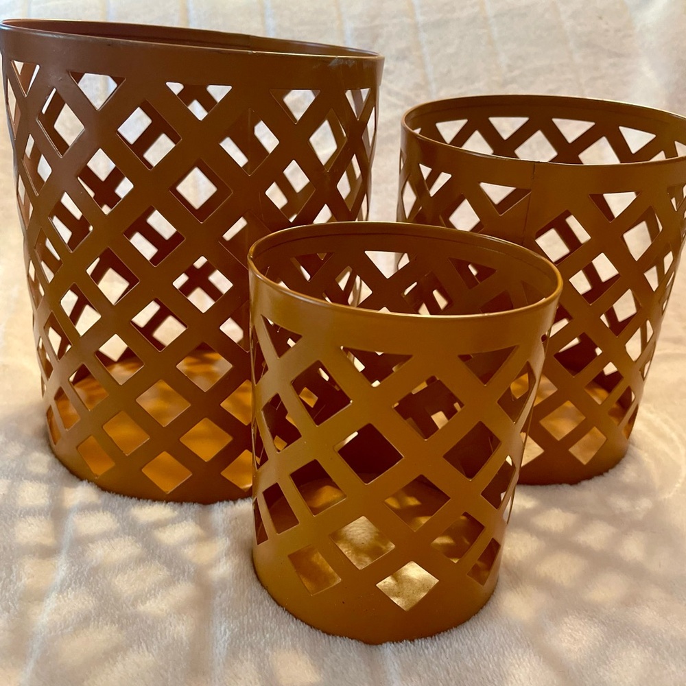 Brown Lattice Metal Baskets